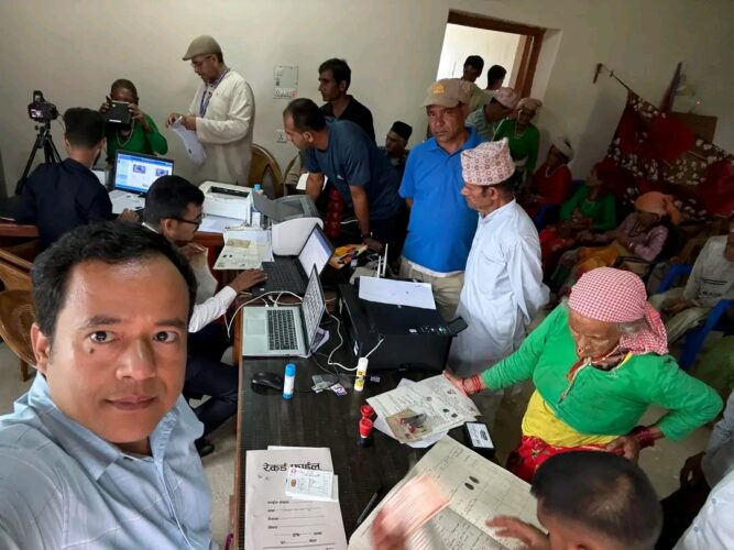 गाउँघरमै राष्ट्रिय परिचयपत्र दर्ता र नागरिकता प्रदान