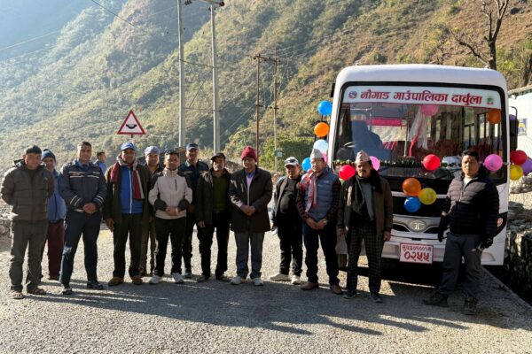 नौगाडमा गाउँबस सेवा सञ्चालनमा